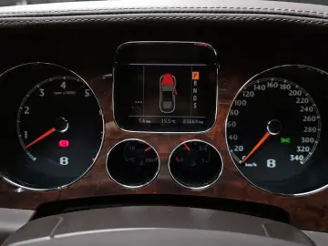 2011 Bentley Flying Spur с пробегом 83 668 км