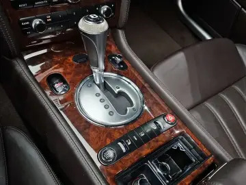 2011 Bentley Flying Spur с пробегом 83 668 км