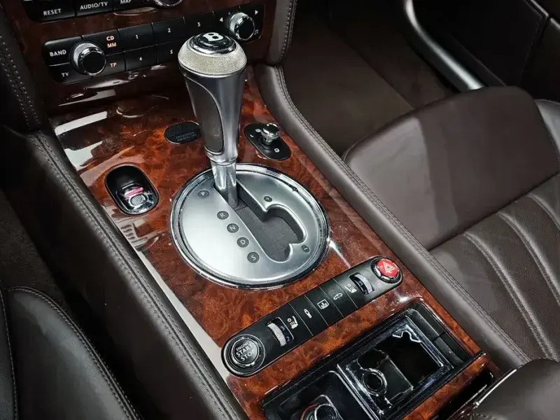 2011 Bentley Flying Spur с пробегом 83 668 км