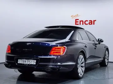 2022 Bentley Flying Spur с пробегом 37 244 км