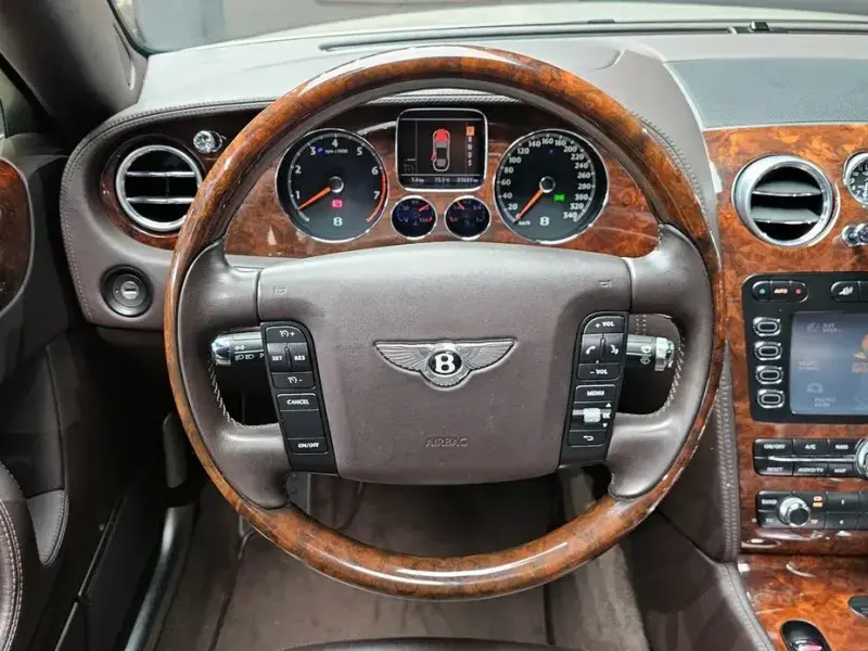 2011 Bentley Flying Spur с пробегом 83 668 км