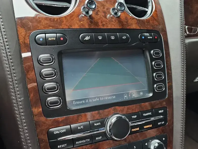 2011 Bentley Flying Spur с пробегом 83 668 км