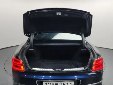 2022 Bentley Flying Spur с пробегом 37 244 км