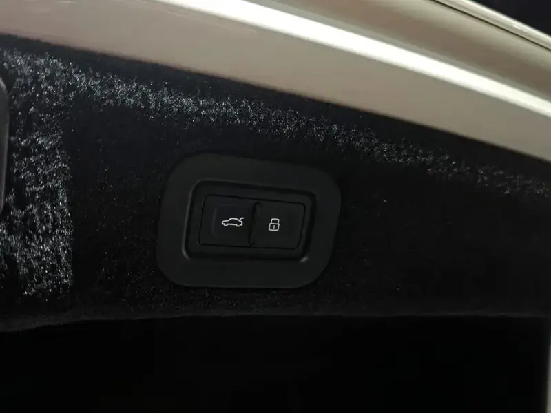 2021 Bentley Flying Spur с пробегом 80 312 км