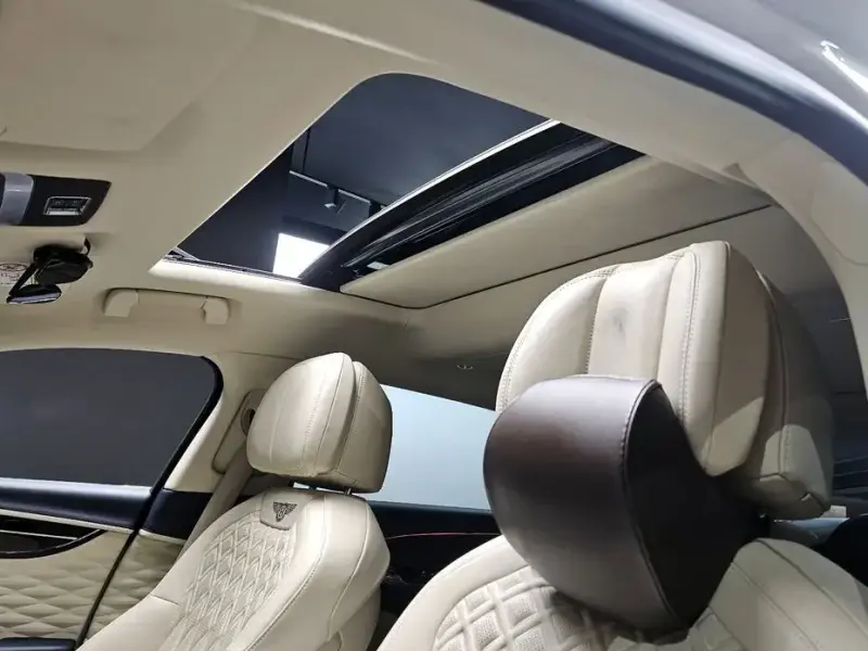 2021 Bentley Flying Spur с пробегом 80 312 км