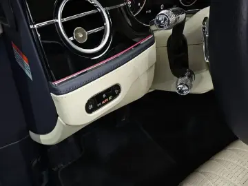 2021 Bentley Flying Spur с пробегом 80 312 км