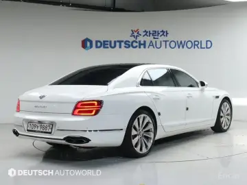 2021 Bentley Flying Spur с пробегом 47 777 км