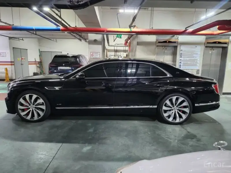 2020 Bentley Flying Spur с пробегом 41 934 км
