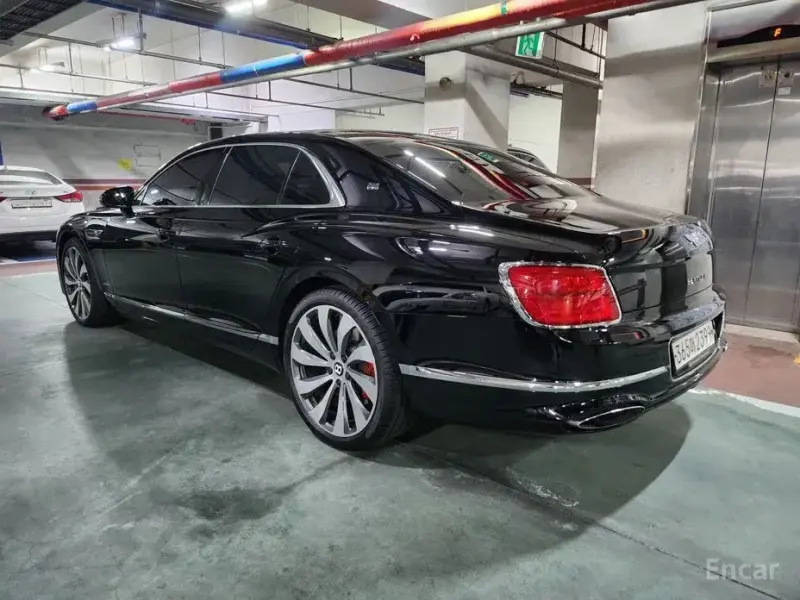 2020 Bentley Flying Spur с пробегом 41 934 км