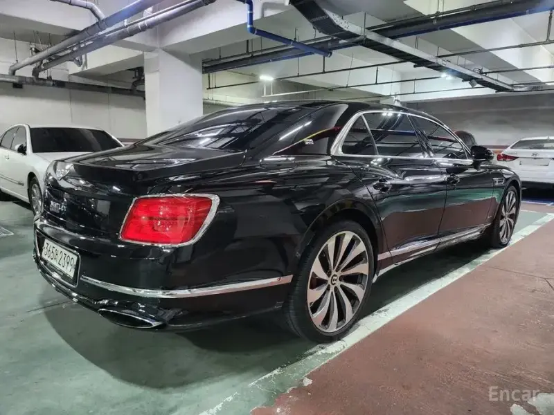 2020 Bentley Flying Spur с пробегом 41 934 км