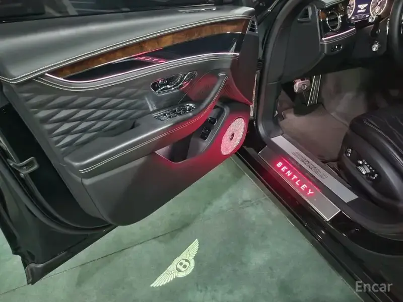 2020 Bentley Flying Spur с пробегом 41 934 км