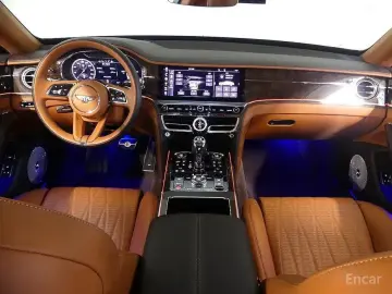 2023 Bentley Flying Spur с пробегом 33 900 км