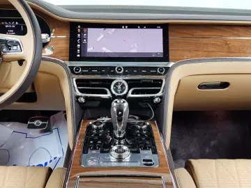2023 Bentley Flying Spur с пробегом 16 292 км