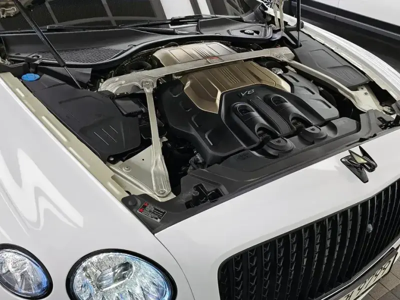 2022 Bentley Flying Spur с пробегом 112 866 км