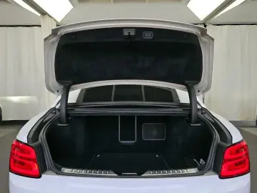 2022 Bentley Flying Spur с пробегом 112 866 км