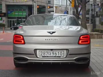 2025 Bentley Flying Spur с пробегом 2 200 км