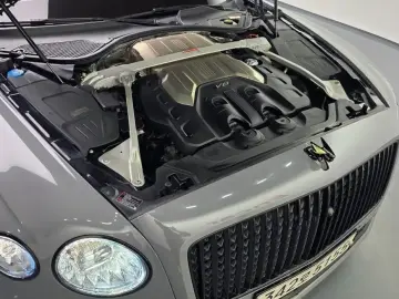 2021 Bentley Flying Spur с пробегом 37 586 км