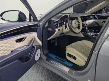 2021 Bentley Flying Spur с пробегом 37 586 км