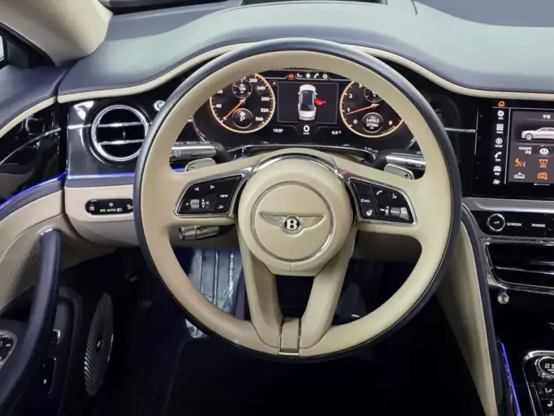 2021 Bentley Flying Spur с пробегом 37 586 км