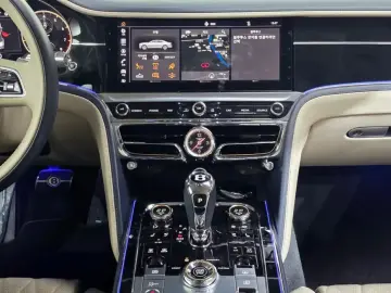 2021 Bentley Flying Spur с пробегом 37 586 км
