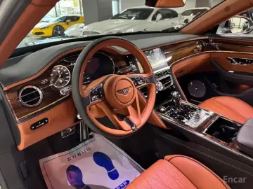 2020 Bentley Flying Spur с пробегом 18 500 км