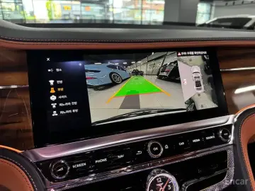 2020 Bentley Flying Spur с пробегом 18 500 км