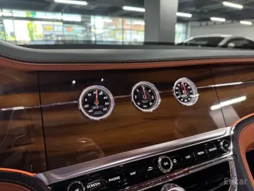 2020 Bentley Flying Spur с пробегом 18 500 км