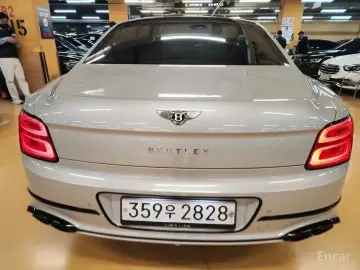 2021 Bentley Flying Spur с пробегом 44 000 км