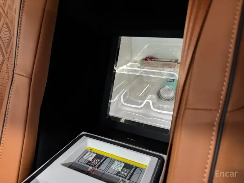2020 Bentley Flying Spur с пробегом 18 500 км