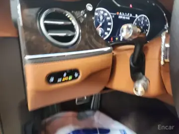 2021 Bentley Flying Spur с пробегом 44 000 км