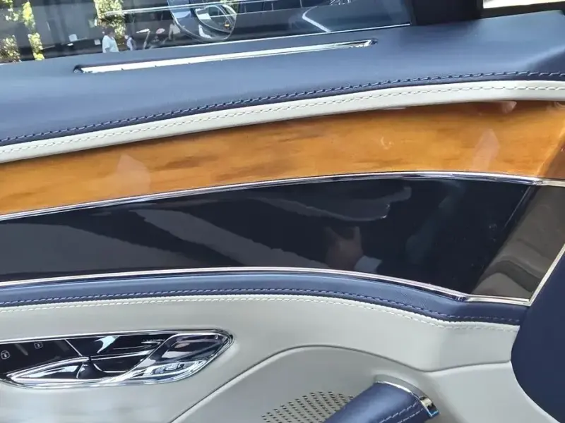 2021 Bentley Flying Spur с пробегом 25 569 км