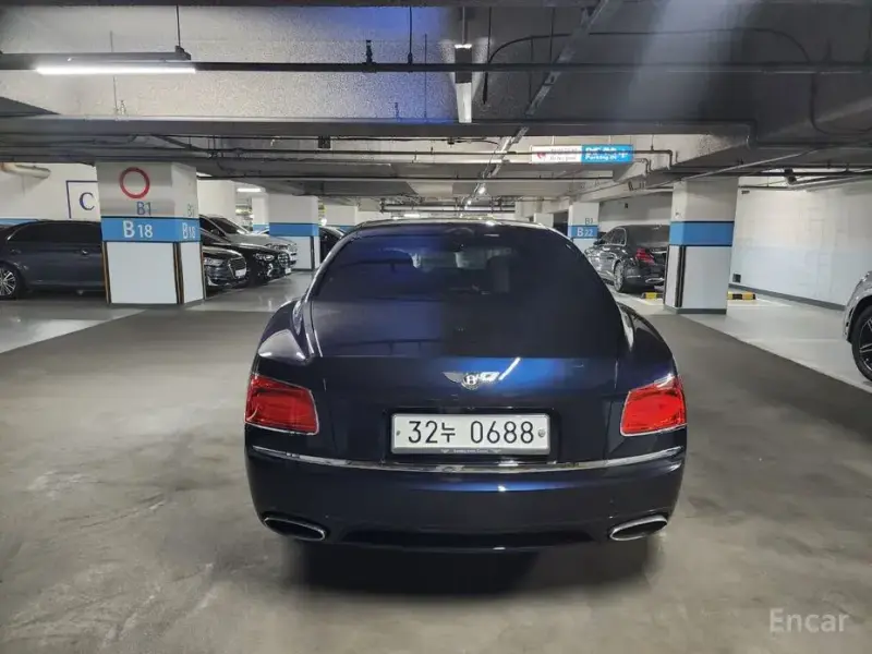 2016 Bentley Flying Spur с пробегом 77 000 км