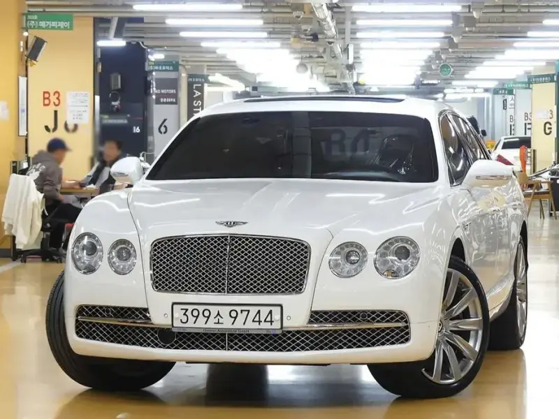 2016 Bentley Flying Spur с пробегом 67 000 км