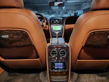 2016 Bentley Flying Spur с пробегом 77 000 км
