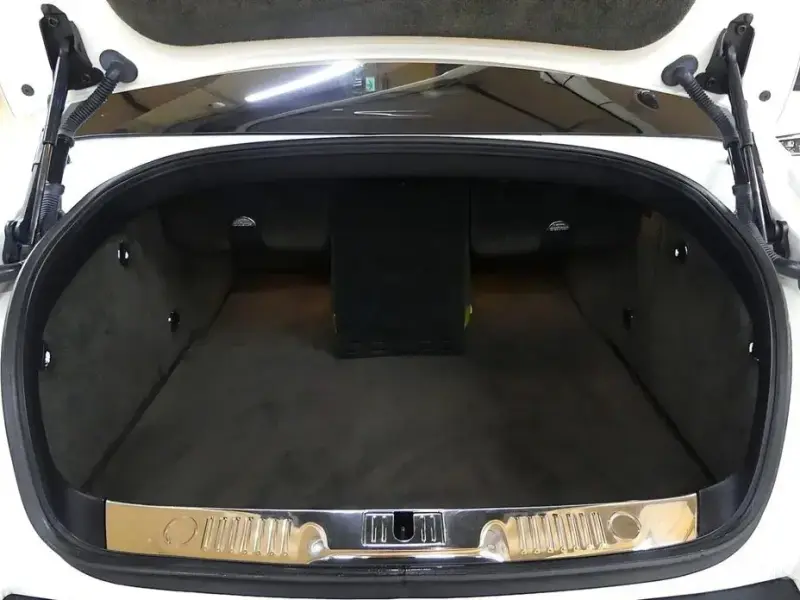 2016 Bentley Flying Spur с пробегом 67 000 км