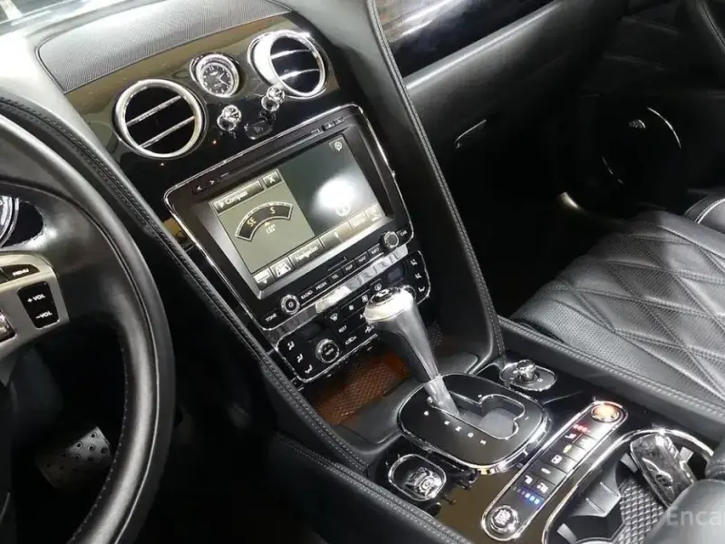 2016 Bentley Flying Spur с пробегом 67 000 км