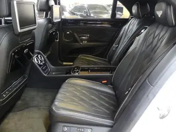 2016 Bentley Flying Spur с пробегом 67 000 км