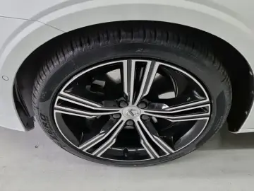 2021 Volvo S60 с пробегом 93 000 км