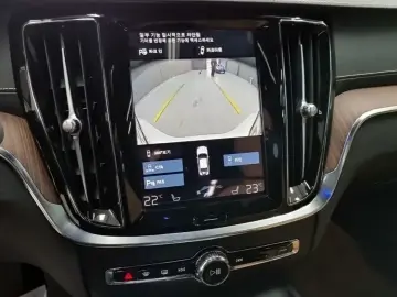 2021 Volvo S60 с пробегом 93 000 км