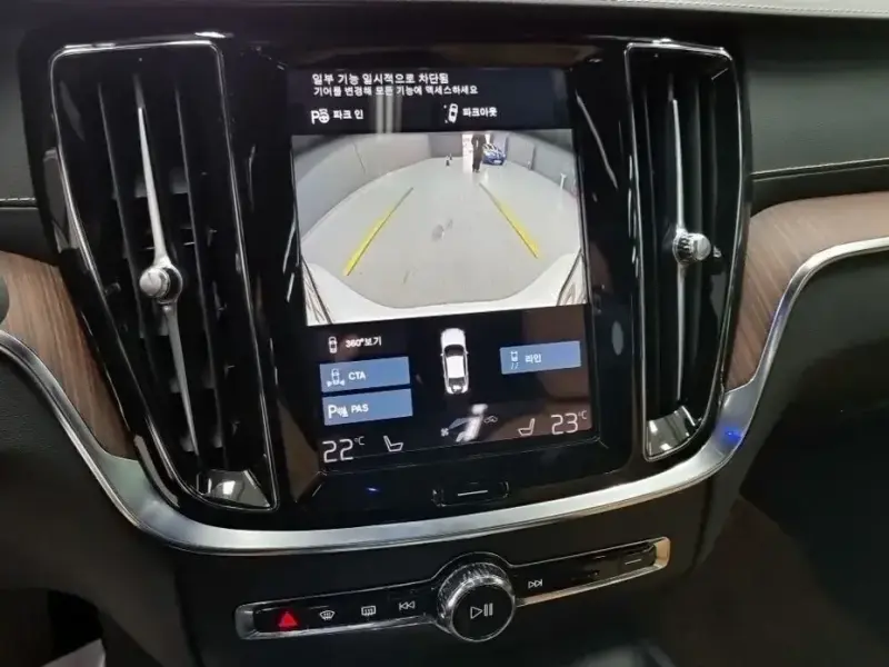 2021 Volvo S60 с пробегом 93 000 км