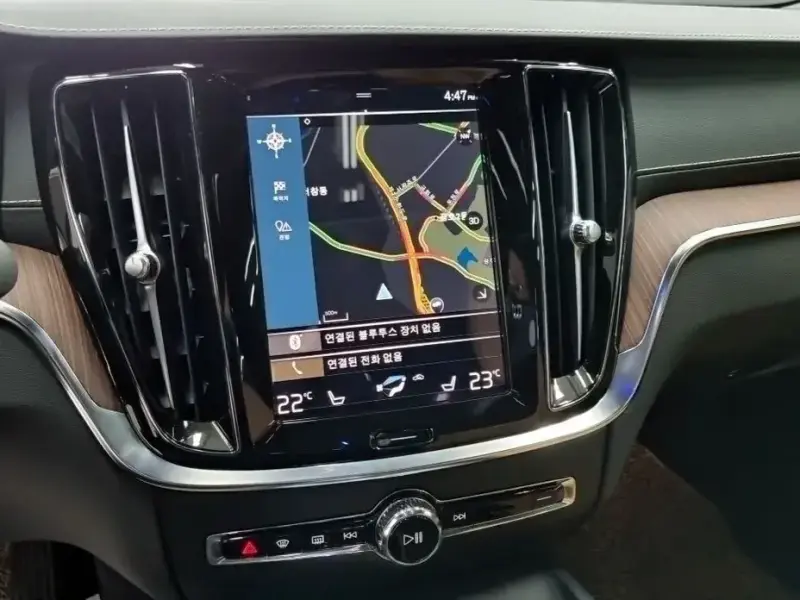 2021 Volvo S60 с пробегом 93 000 км