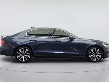 2023 Volvo S60 с пробегом 16 069 км
