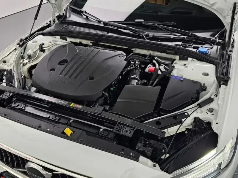 2024 Volvo S60 с пробегом 12 356 км