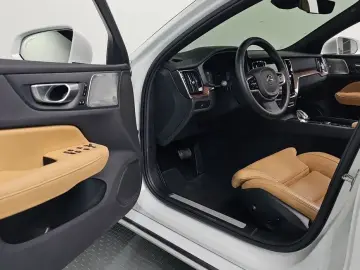 2024 Volvo S60 с пробегом 12 356 км