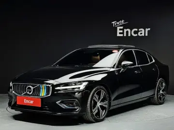 2022 Volvo S60 с пробегом 52 358 км