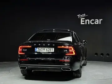 2022 Volvo S60 с пробегом 52 358 км