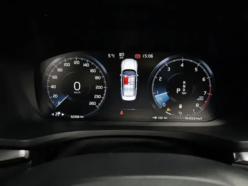 2022 Volvo S60 с пробегом 52 358 км