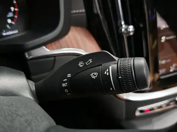 2022 Volvo S60 с пробегом 52 358 км