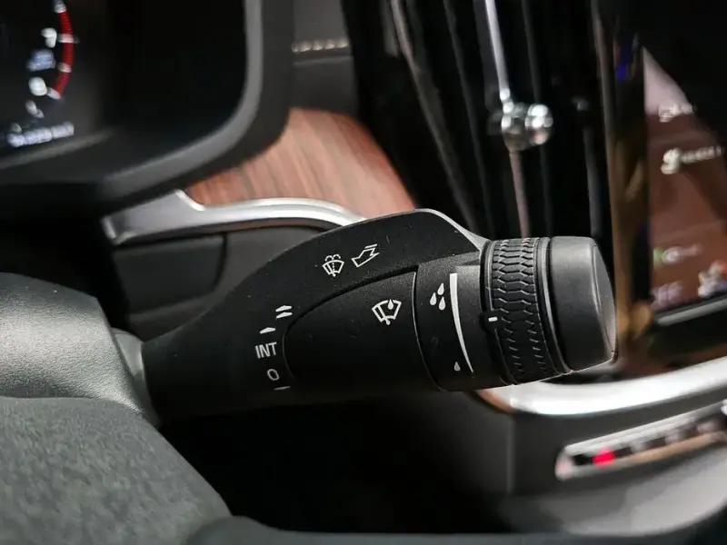 2022 Volvo S60 с пробегом 52 358 км