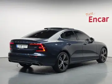 2021 Volvo S60 с пробегом 44 254 км